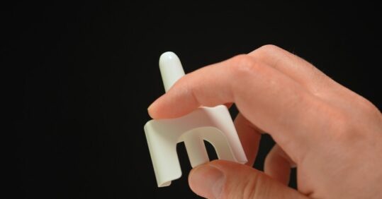 Needle-free adrenaline treatment approved for young children