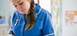 NHSE sets out instructions for trusts on Band 5 nurse role review