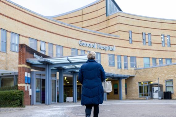 Hospital failures to send patient documents to GPs harmed patients, finds safety review Hospital failures to send patient documents to GPs harmed patients, finds safety review
