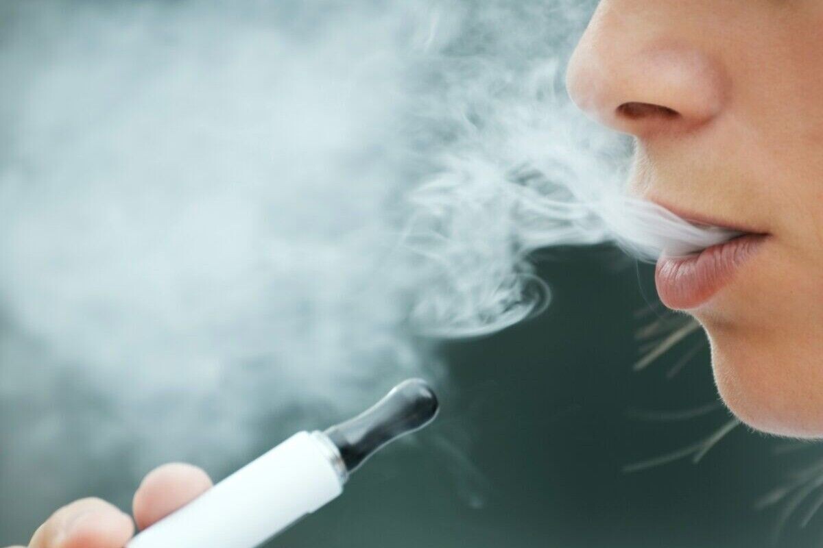 we do vapes.co.uk E-cigarettes & vaping statistics & facts main image 1
