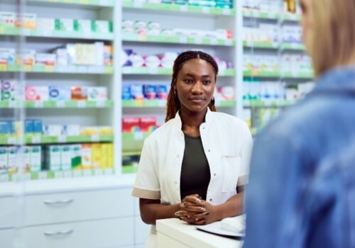 Pharmacist-consultation-with-patient