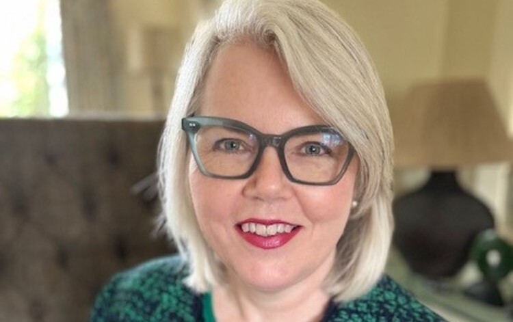 Dr Justine Scanlan
