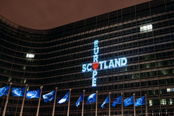 Scotland Loves Europe projected onto the EU Commission