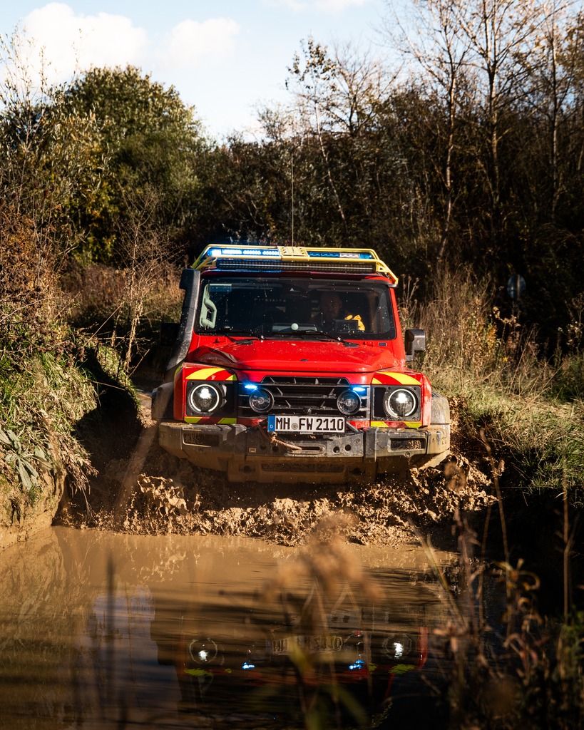 DE INEOS Automotive X Premium FS 4