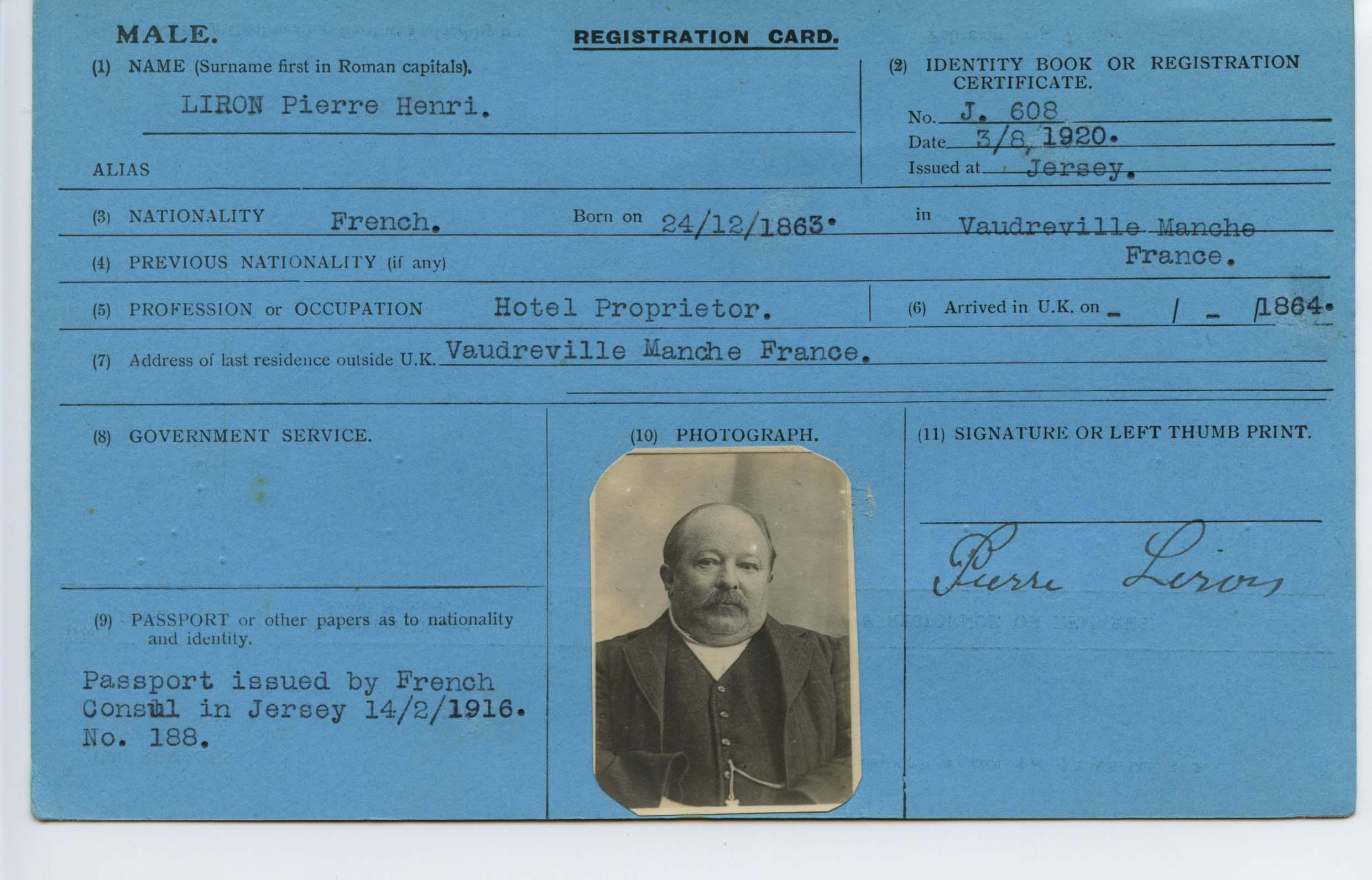 Aliens Registration Card of Pierre Liron who was born in Normandy in 1863 and came to Jersey as a baby (Jersey Heritage)
