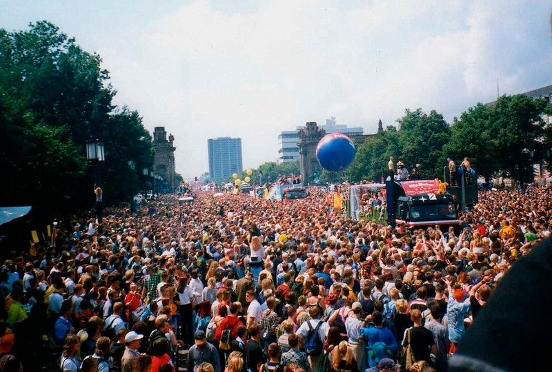 W Latach 90 W Berlinie Narodzi o Si Techno M odzie Ze Wschodu I 