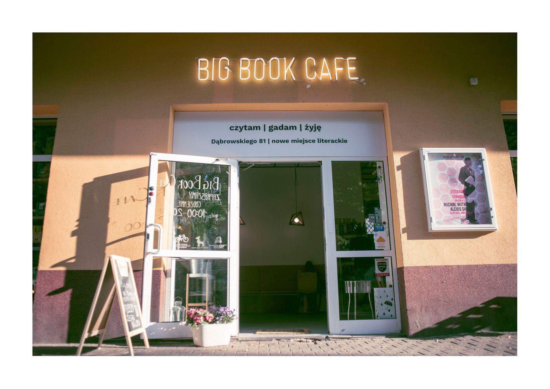 Big Book Cafe, Dąbrowskiego 81