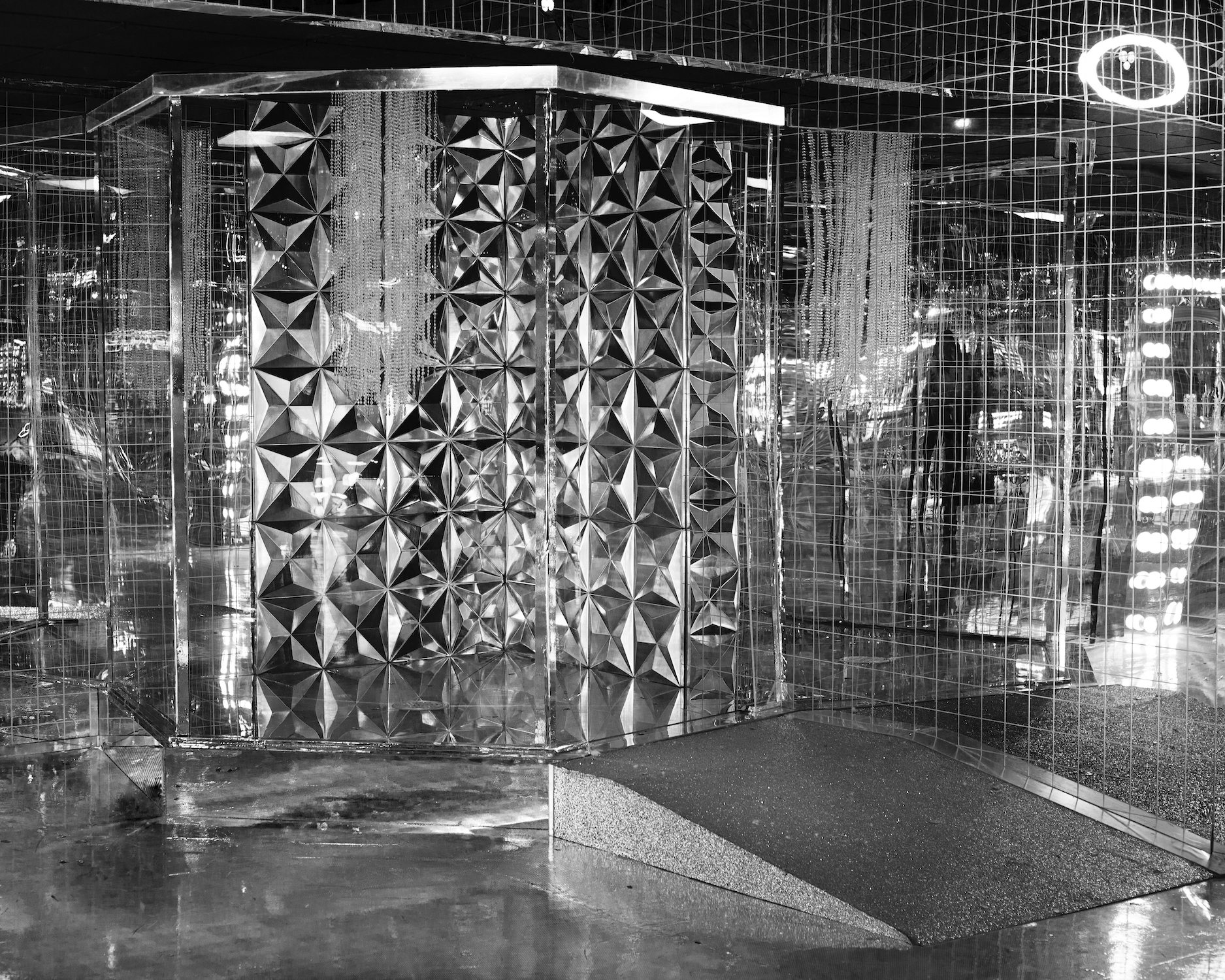 „ENJOY house”, Shelli Weiler