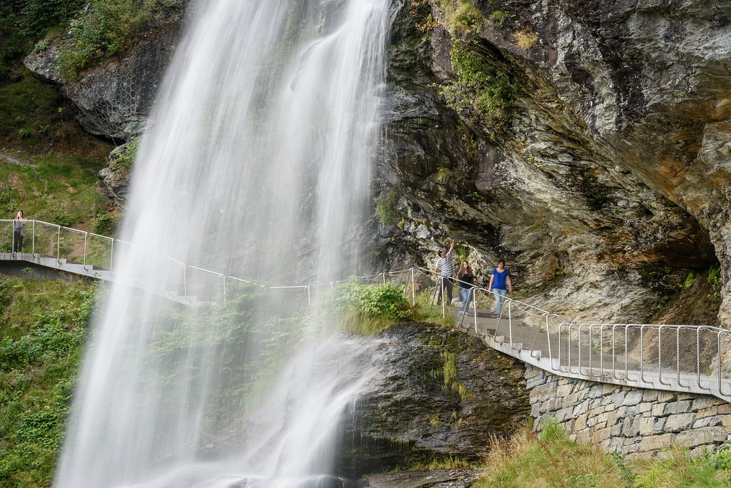 Steinsdalsfossen waterfall
