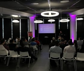 The Importance of Personalisation and User Experience Rob Pollard at The Marketing Meetup: Birmingham