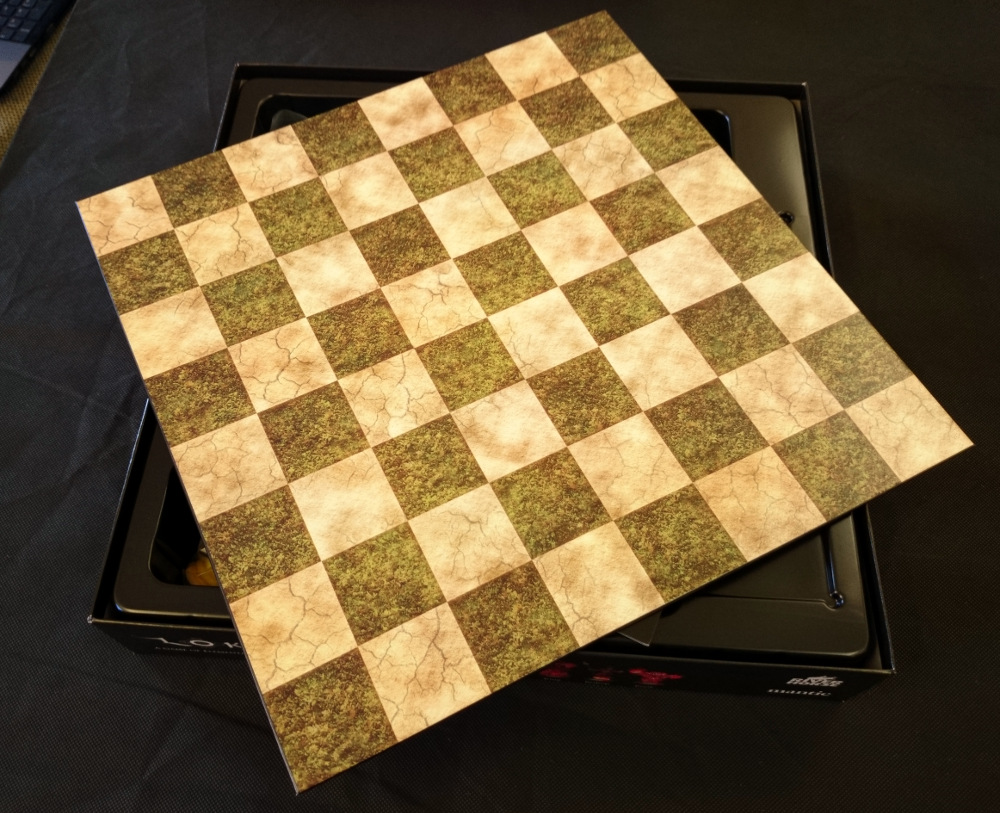 Fancy playing regular Chess? Easy! Just flip your gameboard. The design goes right to the edge,