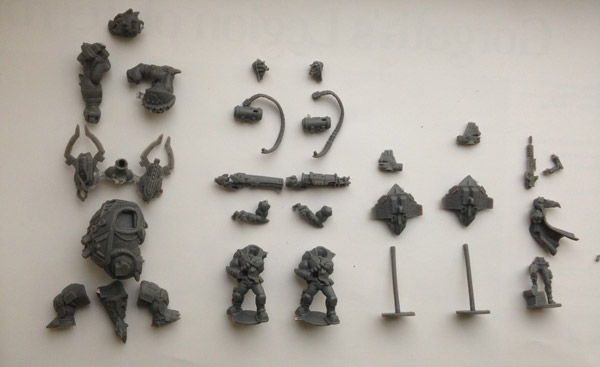 This bag contains the Teraton Brawler, two Grogan (one with a Desolator, one with an Onslaught Cannon), two Drones and the Rebel Commander.