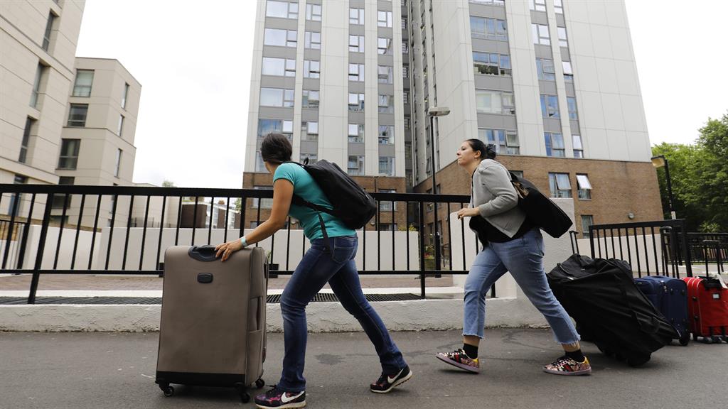 Gone Residents leave Taplow tower