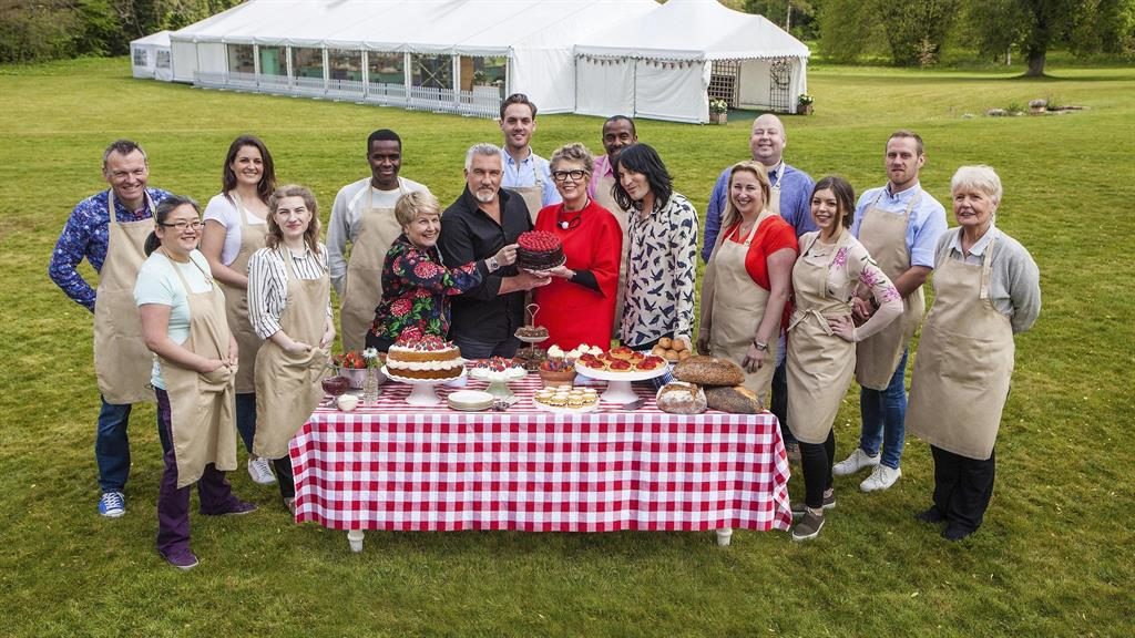 Bake Off past masters give high five to the Paul and Prue crew
by Laura Harding
Published