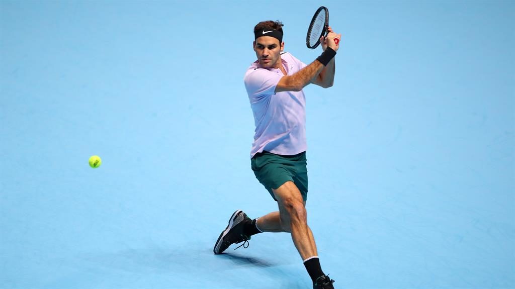 Roger Federer gets videobombed by Jack Sock at the Sky Pad Roger Federer gets videobombed by Jack Sock at the Sky Pad