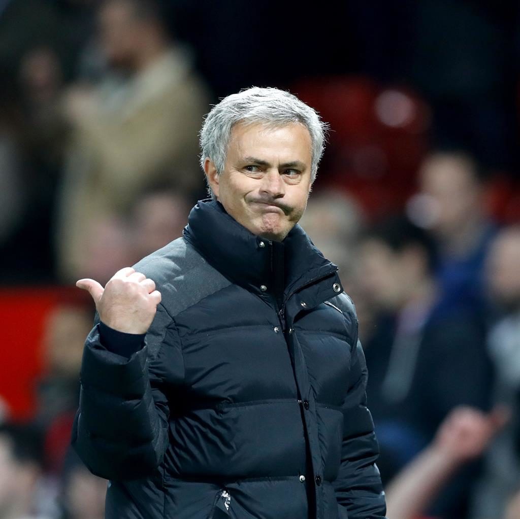 Marouane Fellaini could leave Manchester United on a free