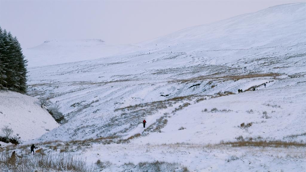 Snow and ice warnings issued as wintry weather expected to return Snow and ice warnings issued as wintry weather expected to return