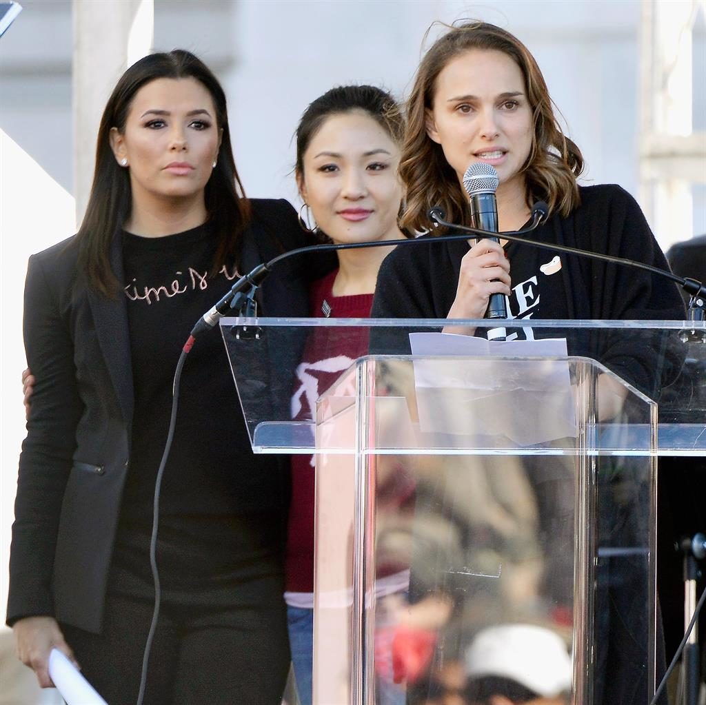 Women's March pull large crowds on 2nd day Women's March pull large crowds on 2nd day