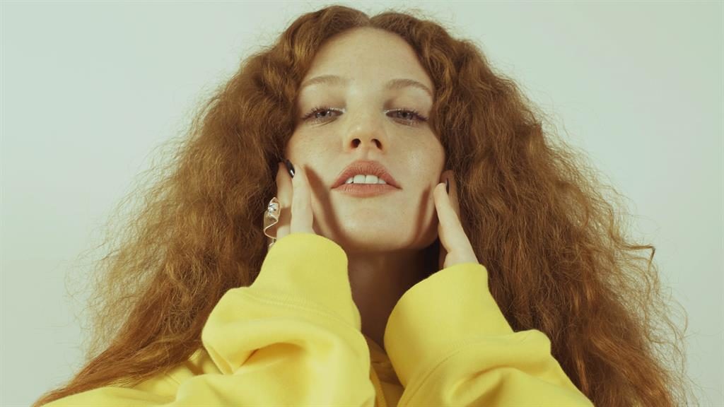 jess glynne i had to take a reality check metro female chart toppers