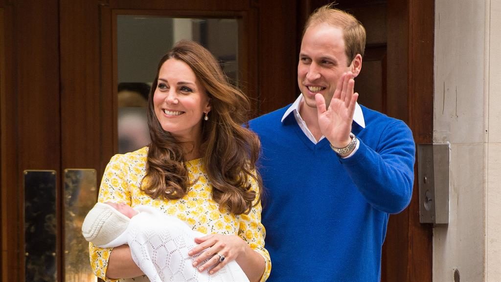 Happy event Princess Charlotte leaving with mum and dad in 2015