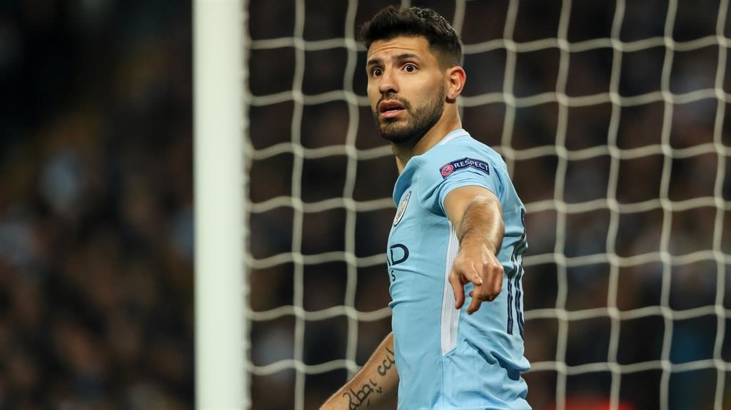 Aguero recovering after surgery on his knee