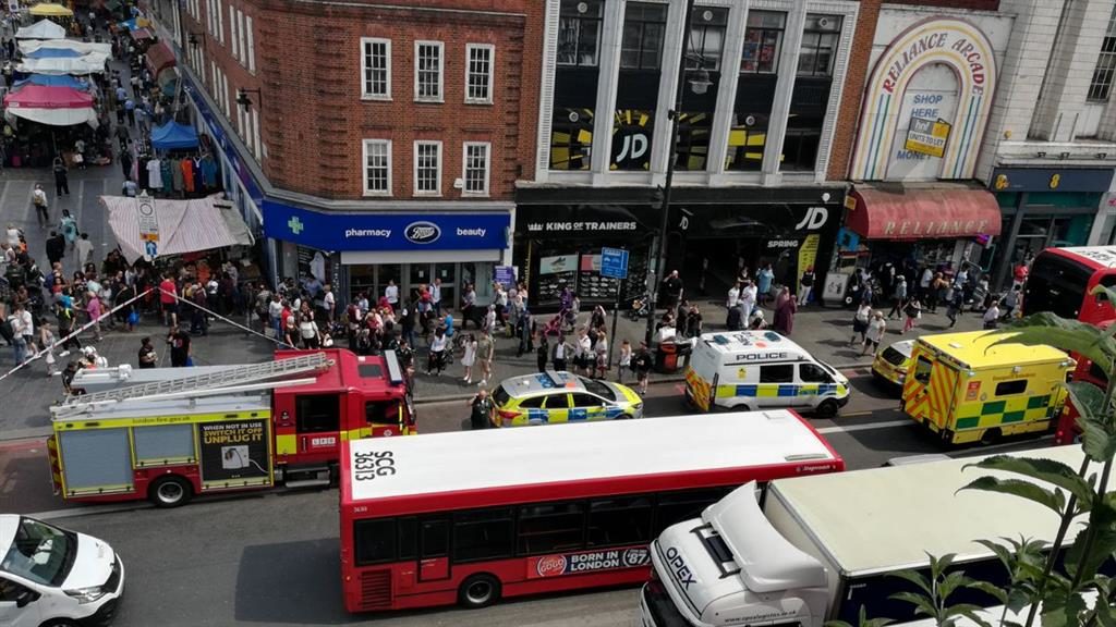 Police investigate suspected acid attack in Brixton