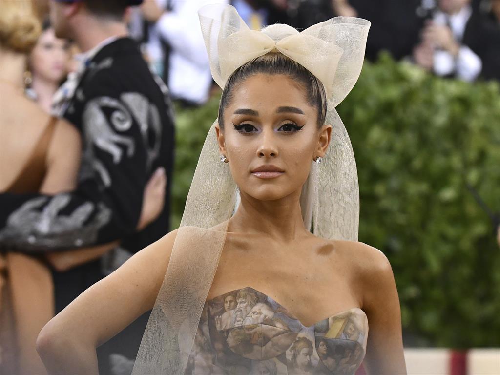 Support: Ariana Grande sent words of solace
