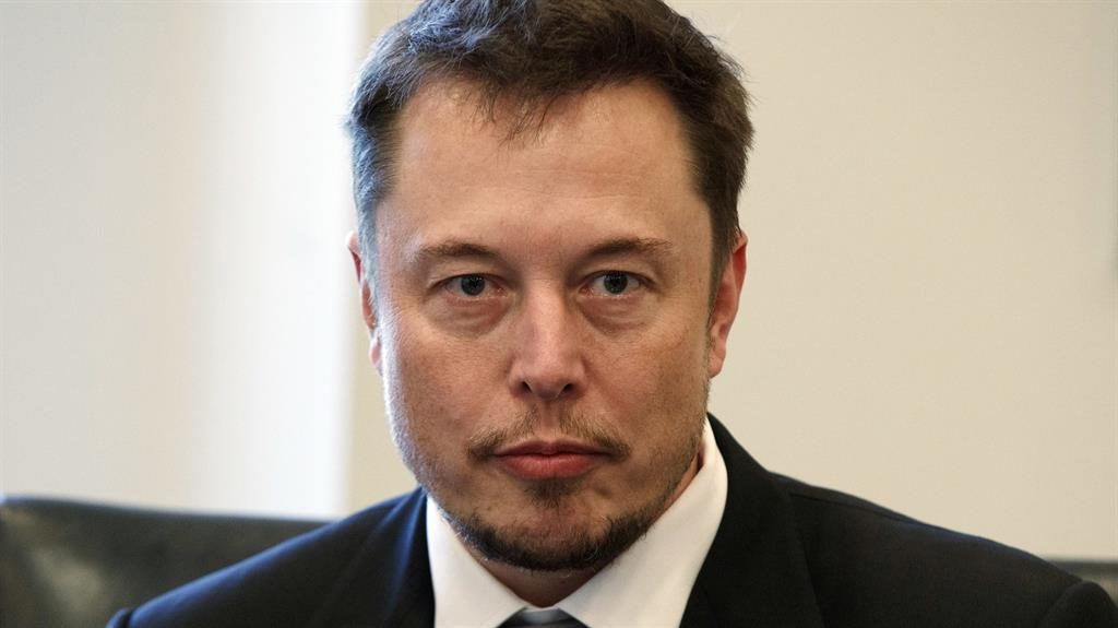 Elon Musk apologises for calling Thai rescue diver a 'pedo' Elon Musk apologises for calling Thai rescue diver a 'pedo'