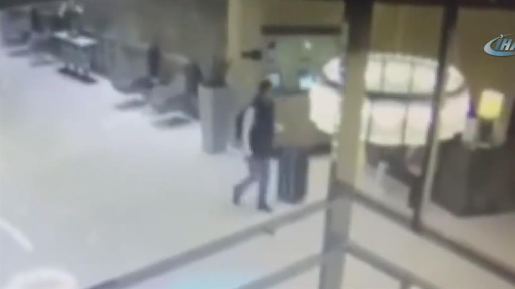 7.57pm: Suspect leaves hotel, despite booking a three-day stay