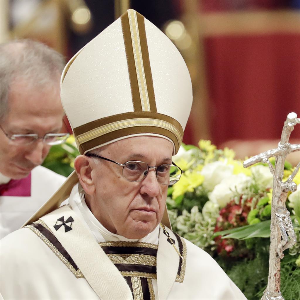Pope Francis takes a pop at ‘rich few’ on Day Of The Poor Metro