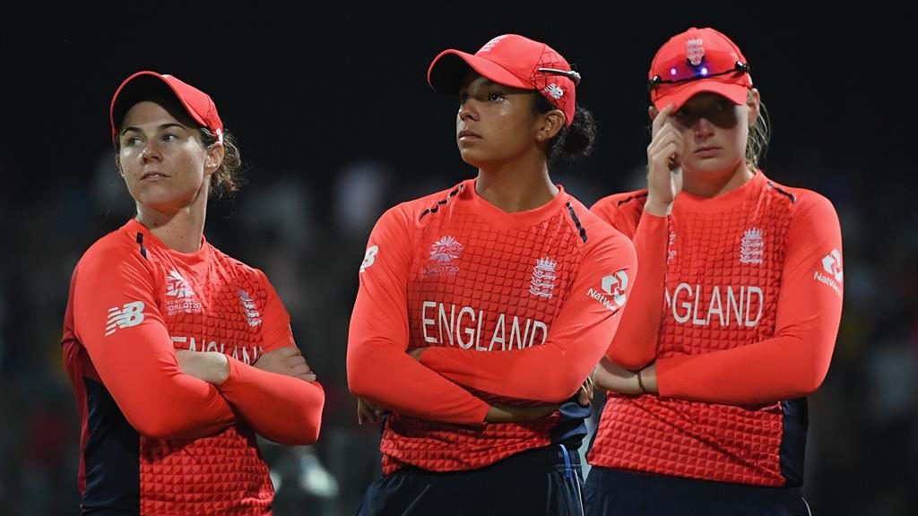 Gardner stars as Australia crush England in World T20 final
