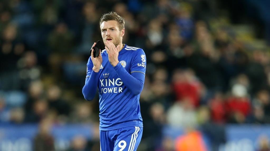 Leicester’s Jamie Vardy a doubt for his Claudio Ranieri reunion
by Jack Fox
Published