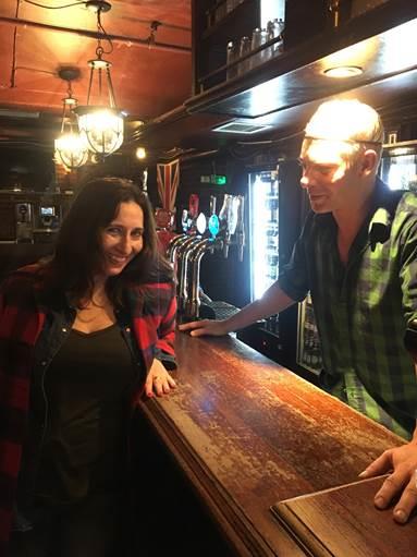 Bar tender: Bibi learns to flirt