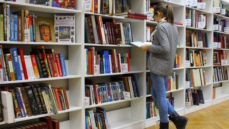 Struggling: Students from disadvantaged backgrounds report having difficulty affording textbooks and food on campus PICTURE: PEXELS
