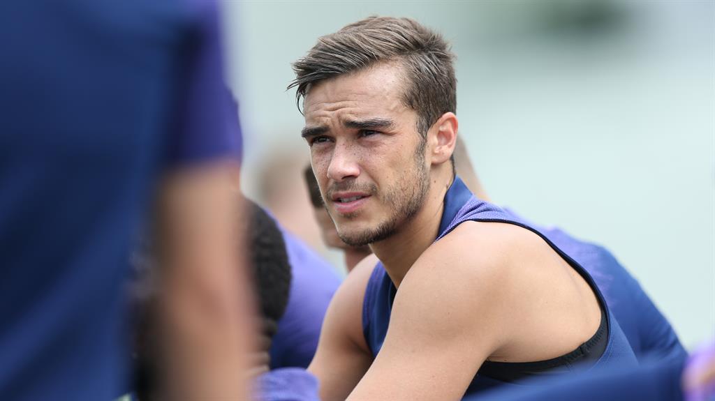 Newcastle midfielder keeping his ‘head down’ amid flattering Manchester United talk