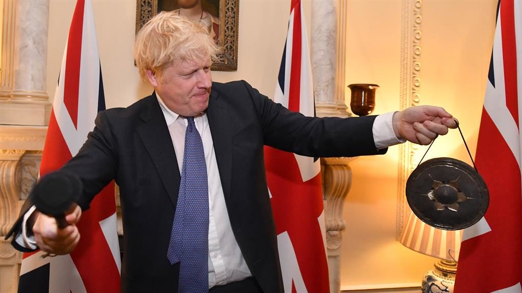 Sterling slumps as Boris warns Britain is prepared for no deal Brexit