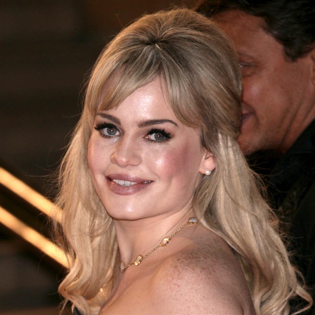 Singer Duffy I Was Raped Drugged And Held Captive For Days Metro 