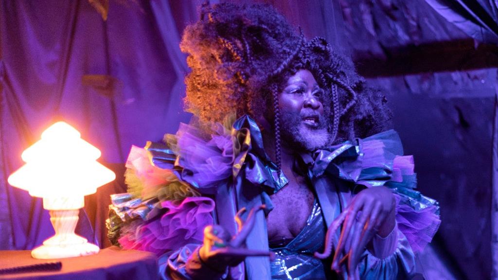 Piece of cake: Le Gateau Chocolat in The Way Out
