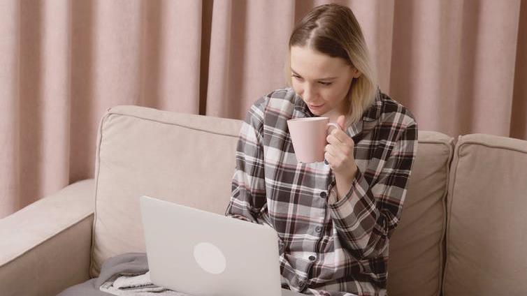 Soft furnishings: They can improve your sound PICTURE: BROGGI PRODUCTION/SHUTTERSTOCK