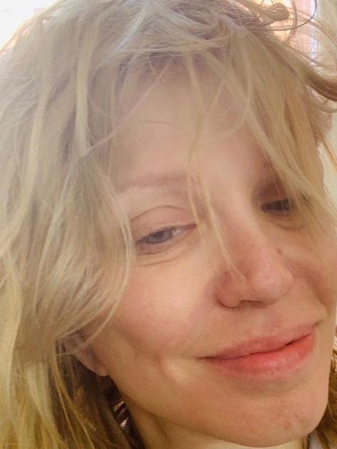 Root cause: Courtney Love and Sarah Michelle Gellar (below) have been dyeing their hair on Instagram during lockdown in America