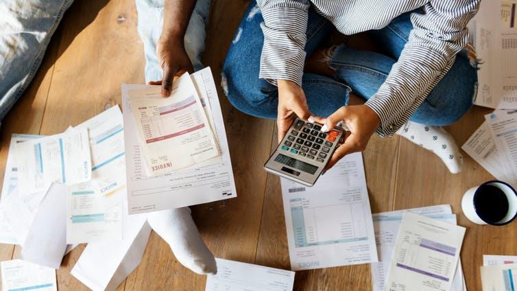 Financial strain: Totting up the bills PICTURE: SHUTTERSTOCK/RAWPIXEL.COM