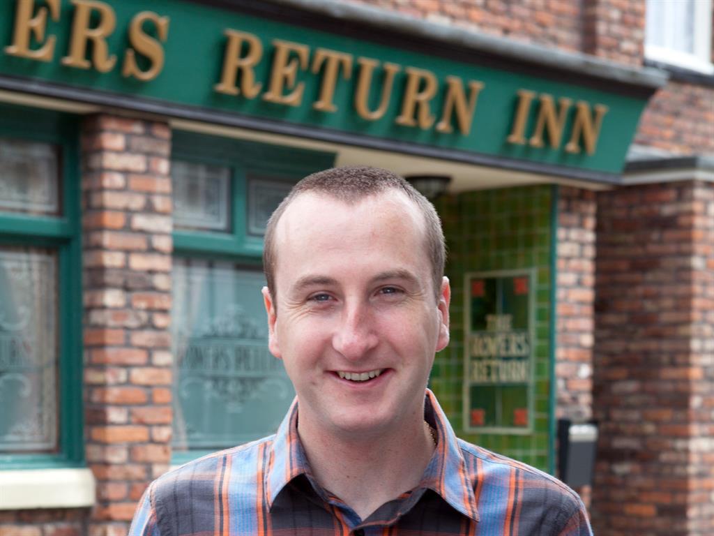 No moving Inn for a kiss: Andy Whyment, who plays Kirk PICTURES: ITV/REX