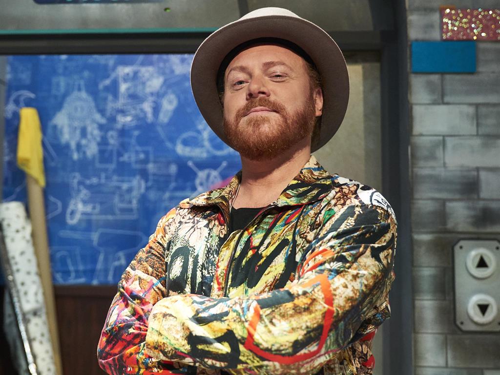 .Juicy connection: Pal Keith Lemon