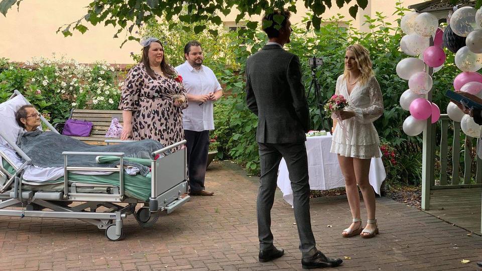 Aisle be there: Vera was the ring bearer for couple’s ceremony PICTURES: SWNS