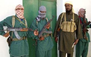 Dhagayso: Rooboow oo ku gacan seeyray codsi uga yimid al-shabaab