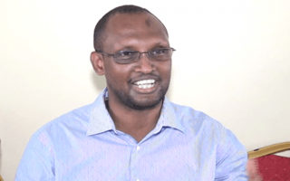 Somalia : Xoghayihii joogtada ee wasaarada arimaha Gudaha oo shaqada laga joojiyay