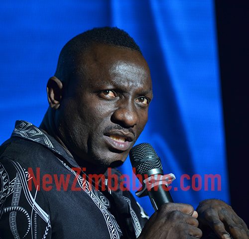 WATCH: Mudiwa, Ginimbi in petty quarrel over ‘handsome’