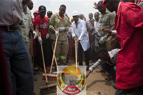 MDC joins Zanu PF cleaning exercise, introduces Smart Communities in rural areas