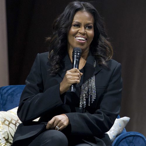 Barack Obama surprise guest at Michelle Obama’s book show