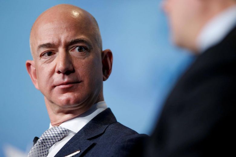 World s Richest Man Jeff Bezos Claims extortion And Blackmail Attempt 